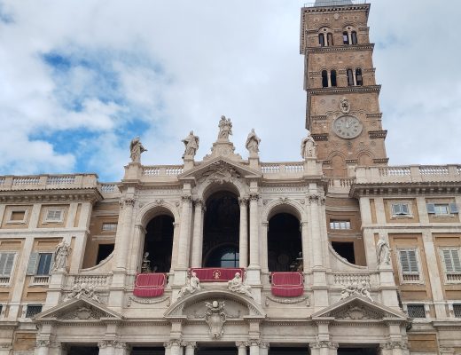 Facciata principale di Santa Maria Maggiore di Roma - Madrid